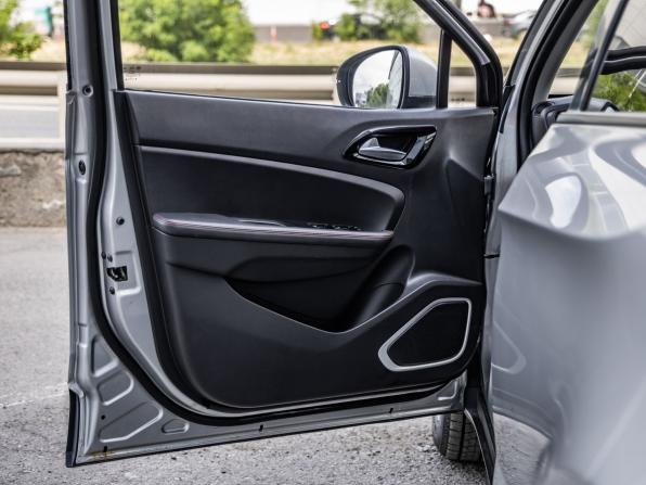 Brilliance V3 I Рестайлинг с пробегом 2019 года, цена 995 000 рублей, 95531 км, внедорожник, Автокод Объявления