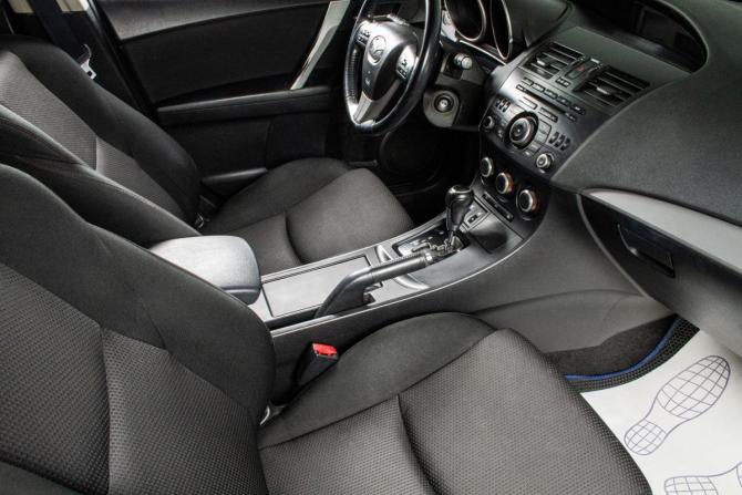 Mazda 3 II (BL) Рестайлинг с пробегом 2013 года, цена 1 149 000 рублей, 93000 км, хэтчбек, Автокод Объявления