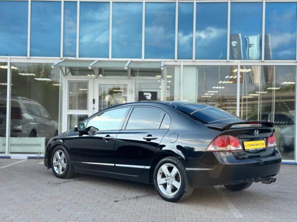 Honda Civic VIII Рестайлинг с пробегом 2011 года, цена 850 000 рублей, 238525 км, седан, Автокод Объявления