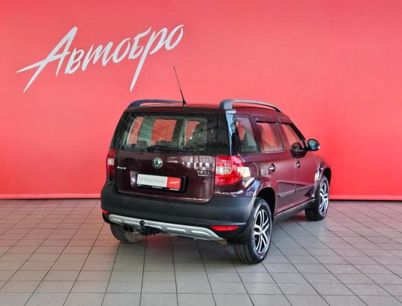 Skoda Yeti I с пробегом 2010 года, цена 690 000 рублей, 263517 км, внедорожник, Автокод Объявления