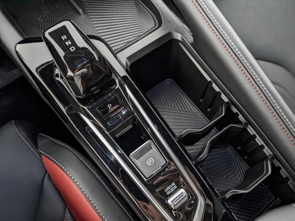 Geely Coolray I Рестайлинг с пробегом 2024 года, цена 2 185 000 рублей, 35412 км, внедорожник, Автокод Объявления