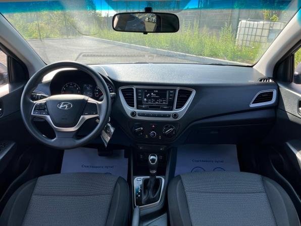 Hyundai Solaris II Рестайлинг с пробегом 2021 года, цена 1 580 300 рублей, 75388 км, седан, Автокод Объявления