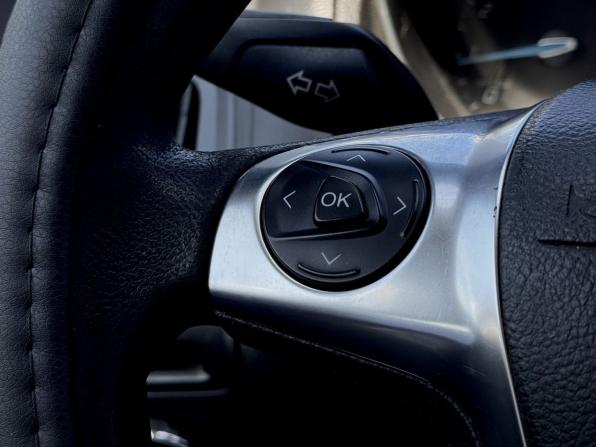 Ford Focus III с пробегом 2012 года, цена 670 000 рублей, 271786 км, седан, Автокод Объявления