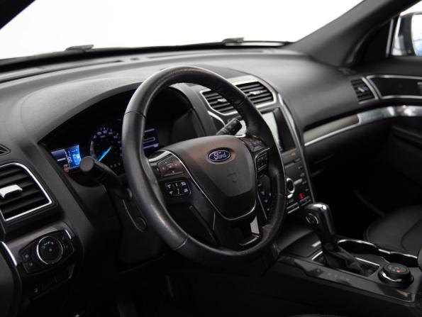 Ford Explorer V Рестайлинг 2 с пробегом 2019 года, цена 2 999 000 рублей, 137019 км, внедорожник, Автокод Объявления