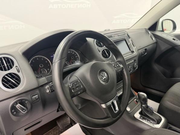 Volkswagen Tiguan I Рестайлинг с пробегом 2015 года, цена 1 600 000 рублей, 220760 км, внедорожник, Автокод Объявления