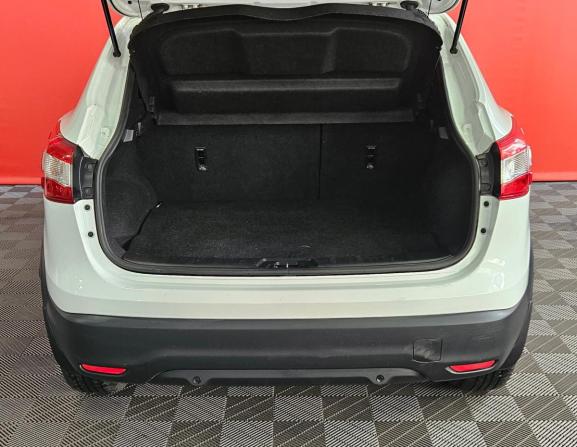 Nissan Qashqai II с пробегом 2018 года, цена 1 569 000 рублей, 122000 км, внедорожник, Автокод Объявления
