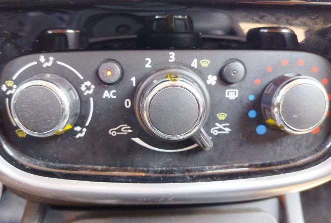 Renault Duster I с пробегом 2012 года, цена 1 320 000 рублей, 128459 км, внедорожник, Автокод Объявления