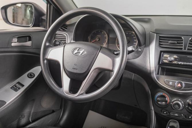 Hyundai Solaris I Рестайлинг с пробегом 2014 года, цена 859 000 рублей, 156000 км, седан, Автокод Объявления