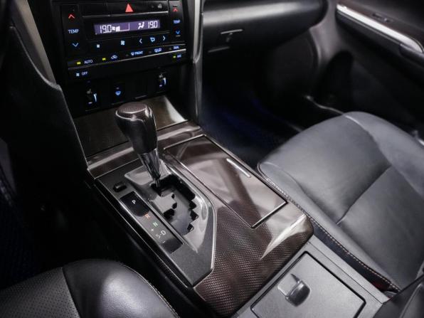 Toyota Camry VII (XV50) Рестайлинг с пробегом 2015 года, цена 1 710 000 рублей, 202000 км, седан, Автокод Объявления