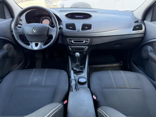 Renault Fluence I Рестайлинг с пробегом 2013 года, цена 760 000 рублей, 175999 км, седан, Автокод Объявления
