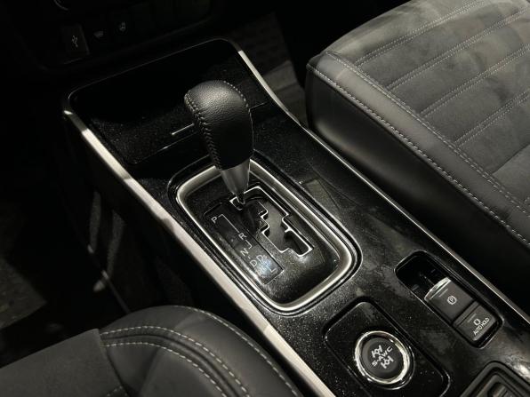 Mitsubishi Outlander III Рестайлинг 3 с пробегом 2021 года, цена 2 259 000 рублей, 105672 км, внедорожник, Автокод Объявления