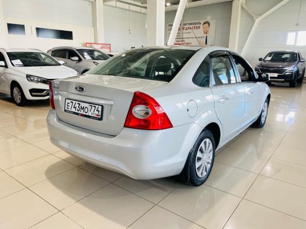 Ford Focus II Рестайлинг с пробегом 2011 года, цена 590 000 рублей, 171000 км, седан, Автокод Объявления