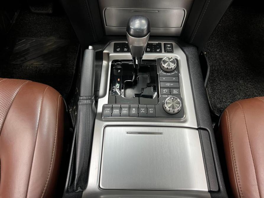 Toyota Land Cruiser 200 Series Рестайлинг 2 Казань  - изображение 18