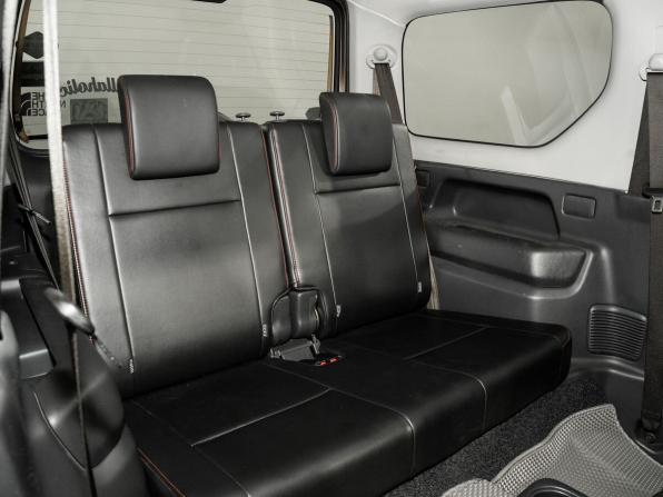Suzuki Jimny III Рестайлинг 2 с пробегом 2013 года, цена 975 000 рублей, 127005 км, внедорожник, Автокод Объявления