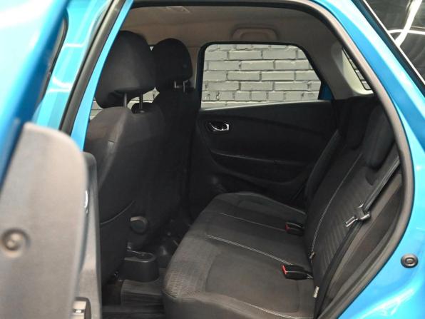 Renault Kaptur I с пробегом 2016 года, цена 1 300 000 рублей, 146014 км, внедорожник, Автокод Объявления