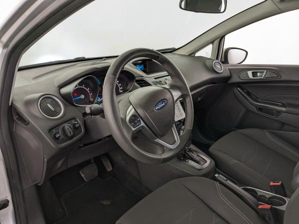 Ford Fiesta Mk6 Рестайлинг с пробегом 2016 года, цена 830 000 рублей, 103014 км, седан, Автокод Объявления