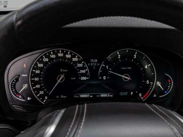 BMW 5 серии VII (G30/G31/G38) с пробегом 2017 года, цена 3 245 000 рублей, 188897 км, седан, Автокод Объявления