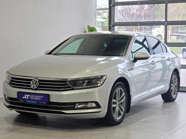 Volkswagen Passat B8 с пробегом 2015 года, цена 1 710 000 рублей, 146868 км, седан, Автокод Объявления