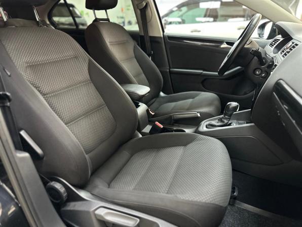 Volkswagen Jetta VI с пробегом 2014 года, цена 1 390 000 рублей, 94440 км, седан, Автокод Объявления