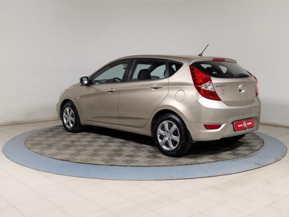 Hyundai Solaris I с пробегом 2011 года, цена 689 900 рублей, 184000 км, седан, Автокод Объявления
