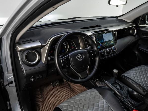 Toyota RAV4 IV (XA40) с пробегом 2013 года, цена 1 799 000 рублей, 303387 км, внедорожник, Автокод Объявления