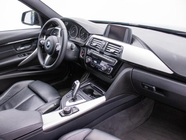 BMW 3 серии VI (F3x) Рестайлинг с пробегом 2018 года, цена 2 570 000 рублей, 131954 км, седан, Автокод Объявления