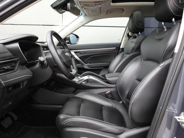 Geely Atlas Pro с пробегом 2022 года, цена 2 149 000 рублей, 61340 км, внедорожник, Автокод Объявления