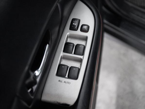 Lexus RX II Рестайлинг с пробегом 2006 года, цена 1 300 000 рублей, 266031 км, внедорожник, Автокод Объявления