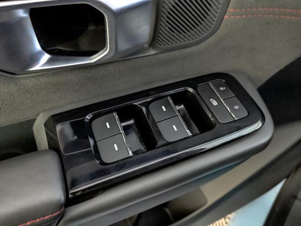 JETOUR DASHING I с пробегом 2023 года, цена 1 835 000 рублей, 75595 км, внедорожник, Автокод Объявления