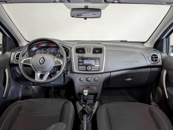 Renault Logan II Рестайлинг с пробегом 2022 года, цена 1 175 000 рублей, 59666 км, седан, Автокод Объявления