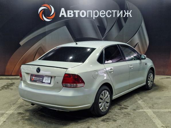 Volkswagen Polo V с пробегом 2013 года, цена 560 000 рублей, 234547 км, седан, Автокод Объявления