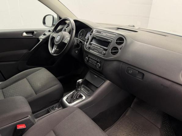 Volkswagen Tiguan I Рестайлинг с пробегом 2012 года, цена 825 000 рублей, 229963 км, внедорожник, Автокод Объявления