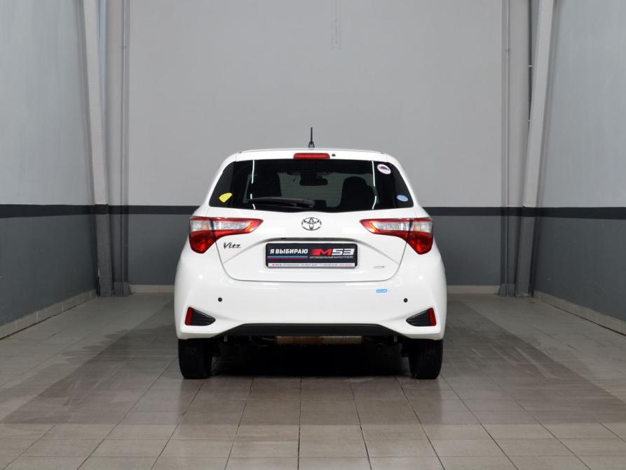 Toyota Vitz III (XP130) Рестайлинг 2 Кемерово  - изображение 6