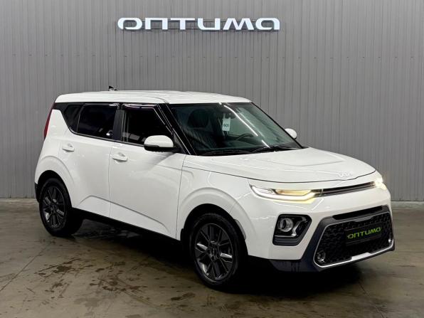 Kia Soul III с пробегом 2022 года, цена 1 927 000 рублей, 65000 км, хэтчбек, Автокод Объявления