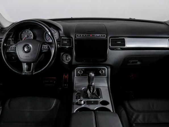 Volkswagen Touareg II Рестайлинг с пробегом 2015 года, цена 2 600 000 рублей, 129206 км, внедорожник, Автокод Объявления