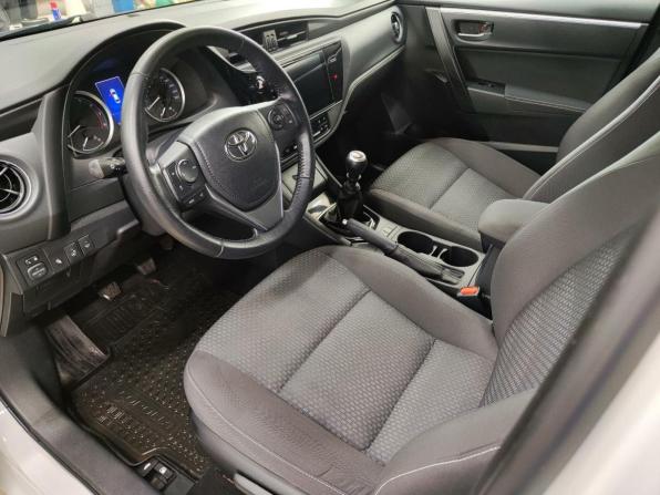 Toyota Corolla XI (E160 E170 E180) Рестайлинг 1 с пробегом 2018 года, цена 1 717 200 рублей, 126325 км, седан, Автокод Объявления