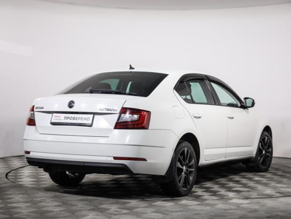 Skoda Octavia III (A7) Рестайлинг с пробегом 2018 года, цена 1 149 000 рублей, 339541 км, лифтбек, Автокод Объявления