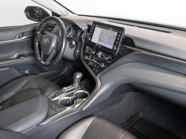 Toyota Camry VIII (XV70) Рестайлинг с пробегом 2021 года, цена 2 590 000 рублей, 168903 км, седан, Автокод Объявления