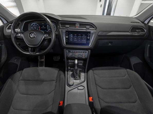 Volkswagen Tiguan II с пробегом 2018 года, цена 2 645 000 рублей, 148538 км, внедорожник, Автокод Объявления