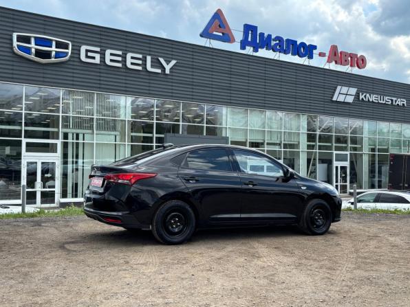 Hyundai Solaris II Рестайлинг с пробегом 2020 года, цена 1 560 000 рублей, 90009 км, седан, Автокод Объявления