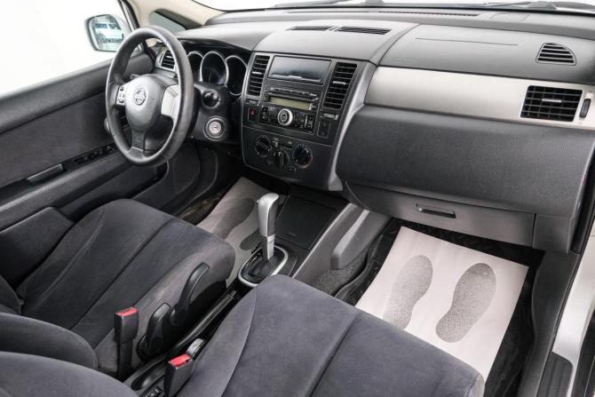 Nissan Tiida I Рестайлинг с пробегом 2010 года, цена 759 000 рублей, 184000 км, седан, Автокод Объявления