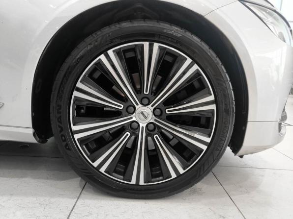 Volvo S90 II Рестайлинг с пробегом 2020 года, цена 2 950 000 рублей, 127129 км, седан, Автокод Объявления