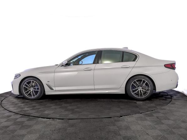 BMW 5 серии VII (G30/G31/G38) Рестайлинг с пробегом 2021 года, цена 4 600 000 рублей, 43290 км, седан, Автокод Объявления