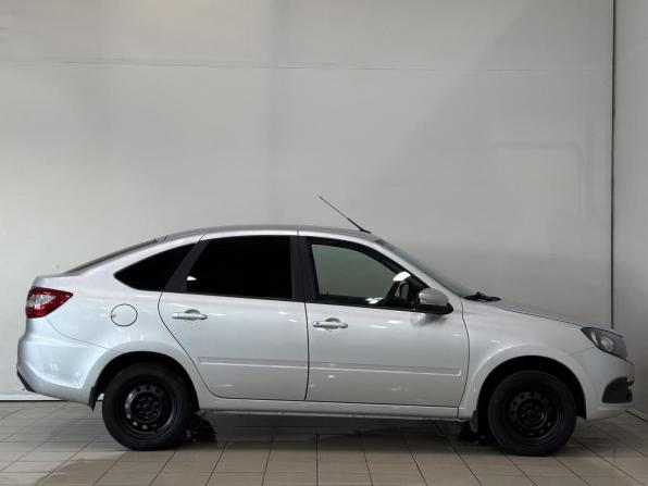 Lada (ВАЗ) Granta I Рестайлинг с пробегом 2024 года, цена 729 000 рублей, 57479 км, лифтбек, Автокод Объявления