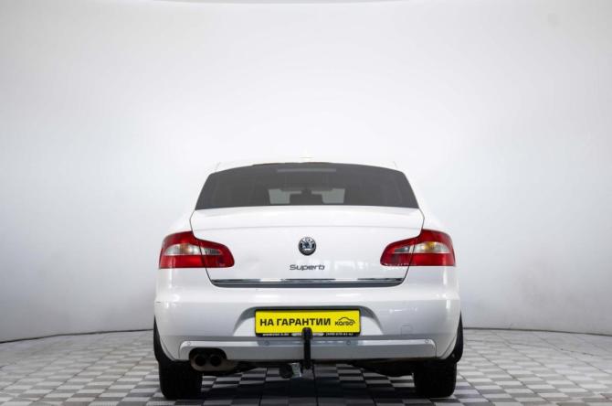 Skoda Superb II с пробегом 2011 года, цена 1 049 000 рублей, 301200 км, лифтбек, Автокод Объявления