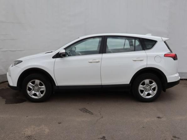 Toyota RAV4 IV (XA40) Рестайлинг с пробегом 2016 года, цена 1 800 000 рублей, 264366 км, внедорожник, Автокод Объявления