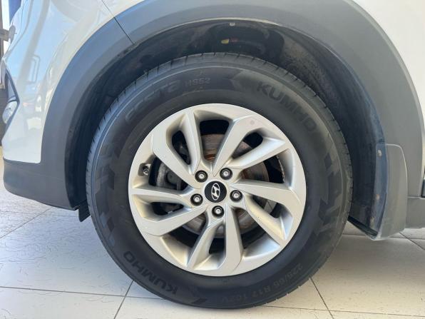Hyundai Tucson III с пробегом 2016 года, цена 1 599 000 рублей, 120135 км, внедорожник, Автокод Объявления
