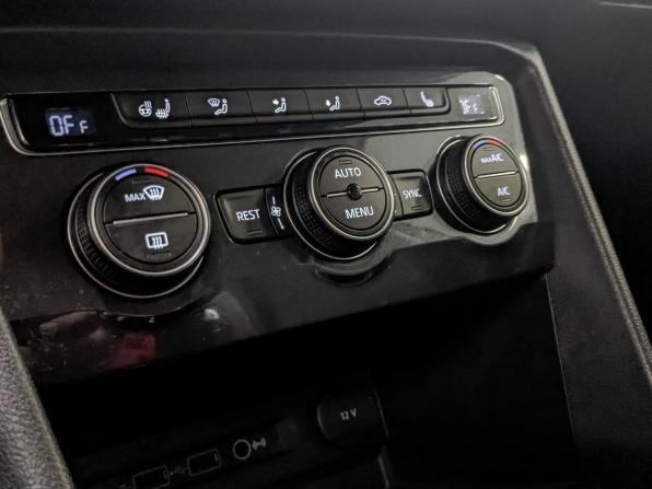 Volkswagen Tiguan II с пробегом 2019 года, цена 2 190 000 рублей, 134997 км, внедорожник, Автокод Объявления