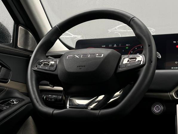 Exeed TXL I Рестайлинг 2 с пробегом 2023 года, цена 2 637 100 рублей, 57193 км, внедорожник, Автокод Объявления