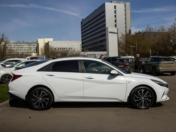 Hyundai Elantra VII (CN7) с пробегом 2021 года, цена 1 883 000 рублей, 103000 км, седан, Автокод Объявления